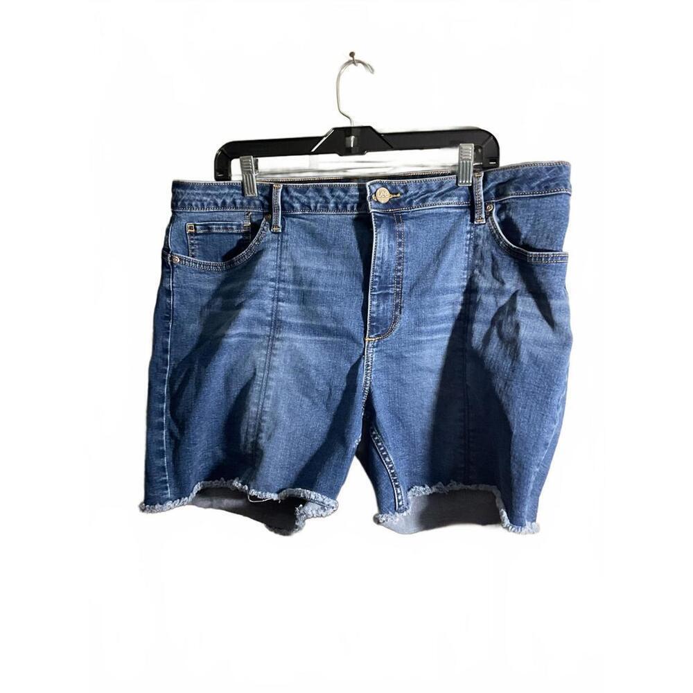 Lee Shape Illusions Denim Shorts Slim Fit - Classic Blue Casual Style